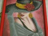Картина "Девушка в шляпе", вышита бисером - фото 2