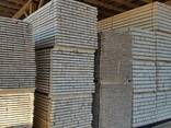 Sawn timber of pine. Legname di pino. - photo 6